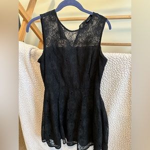 Banana Republic beautiful black lace dress. Size 4P